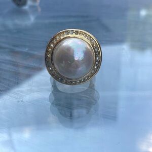 Vintage Christian Dior Faux Pearl Rhinestone Glass Ring Gold Tone size 8/9